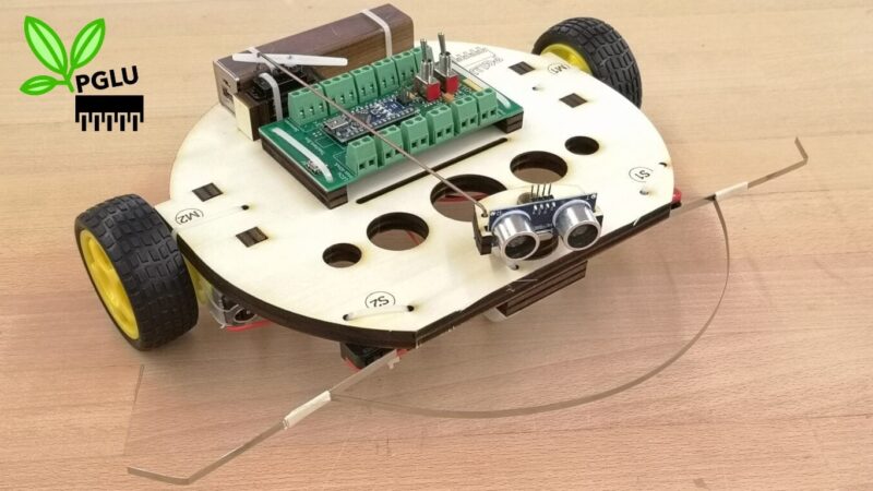Produktbild Roboter Starter Kit mit Chassis aus nachhaltigem Oekoplan Sperrholz